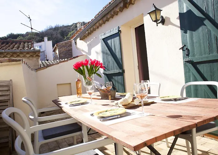 Maison Elsud La Garde-Freinet Centre 3 Chambres Terrasse Parking